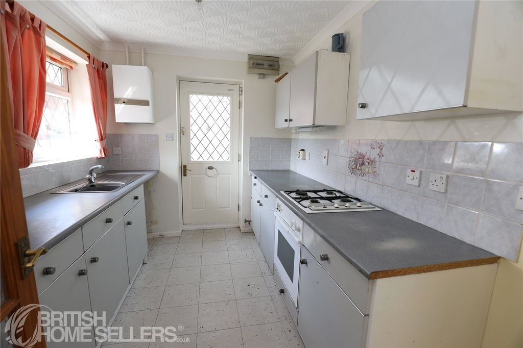 Property photo 2 of 19 Picture No. 05