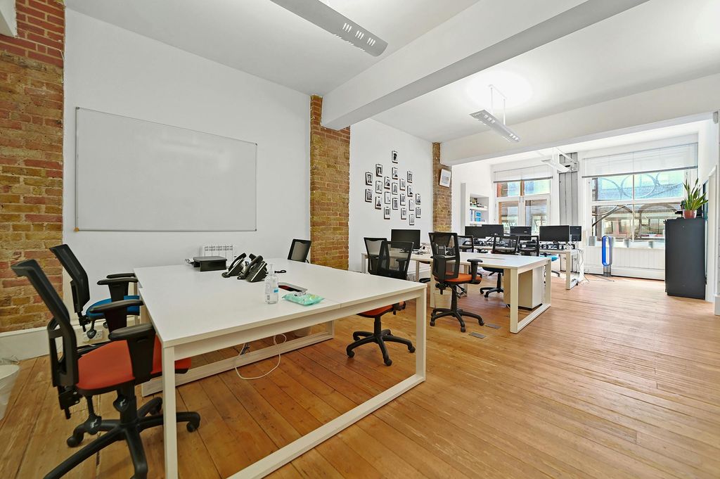 Property photo 1 of 7 Bc65Leonardstreet1.Jpg