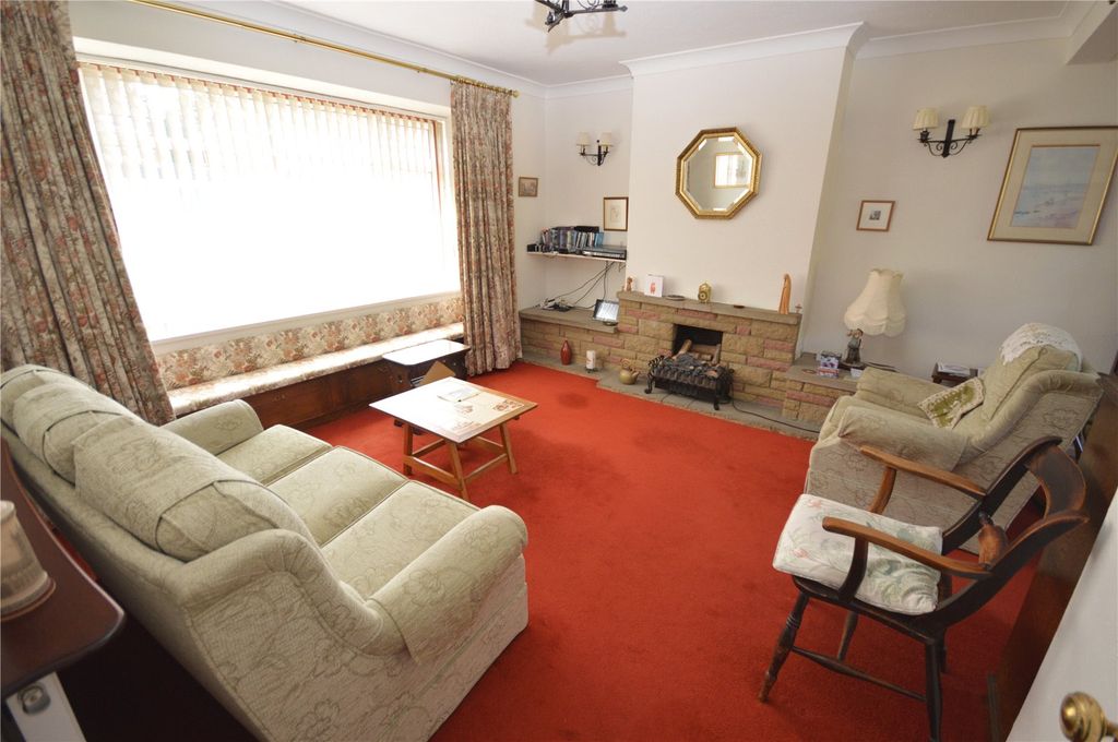 Property photo 2 of 16 Picture No. 10