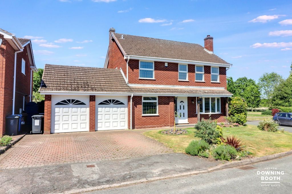 Property photo 1 of 26
