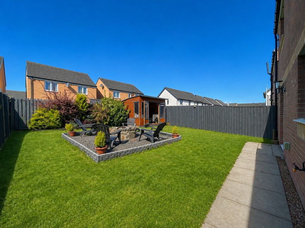 Additional image 28 of 3 bed detached house for sale93 Dalwhamie Street, Kinross KY13