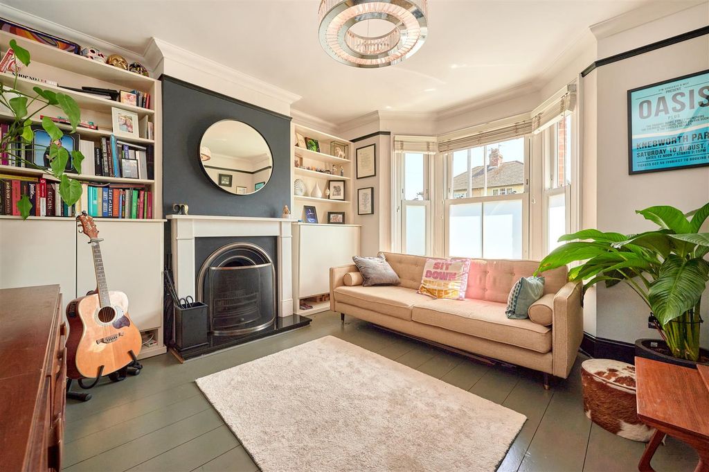 Property photo 2 of 26 Bay Fronted Sitting Room