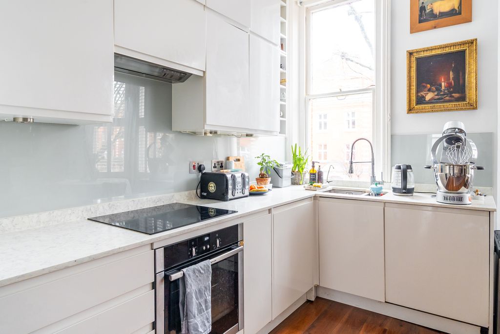 Property photo 3 of 9 Ndb03451