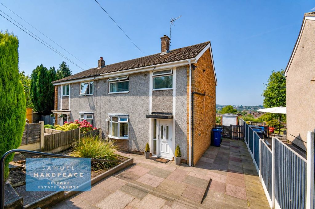 Property photo 1 of 15 Three Bedroom Semi-Detached Family Home For Sale