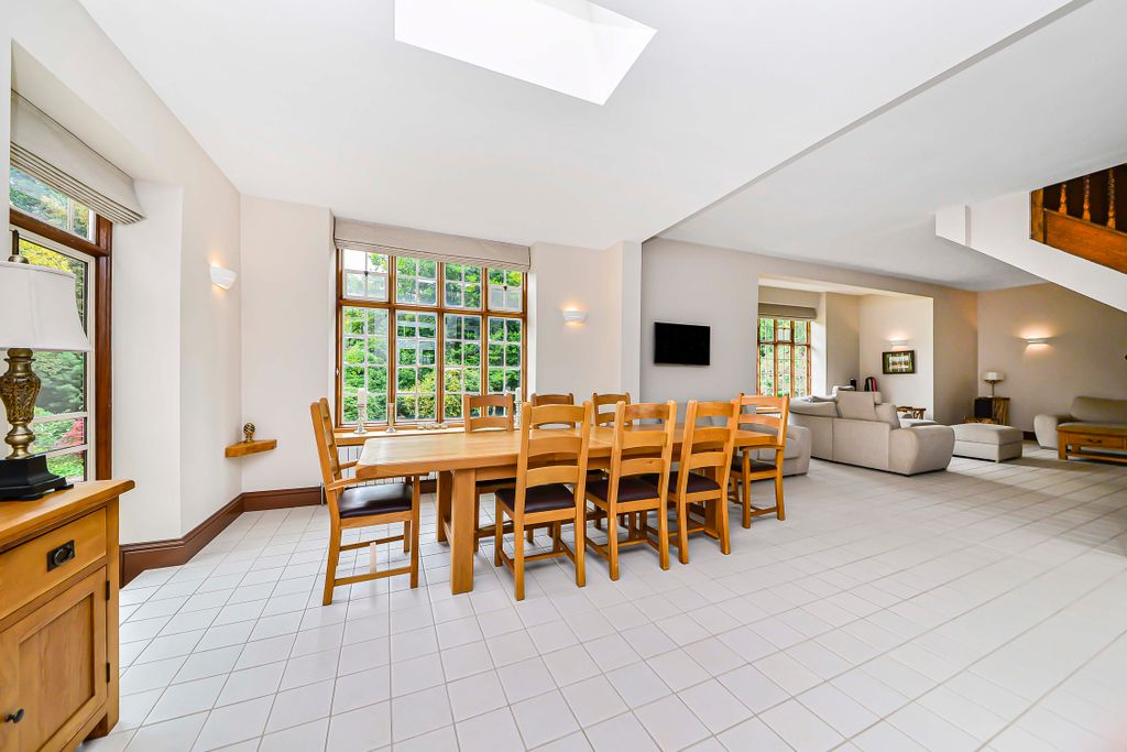 Property photo 2 of 41 55 Wellington Road Images (29)