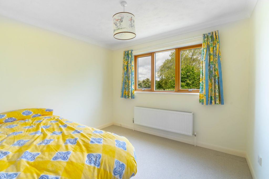 Property photo 3 of 18