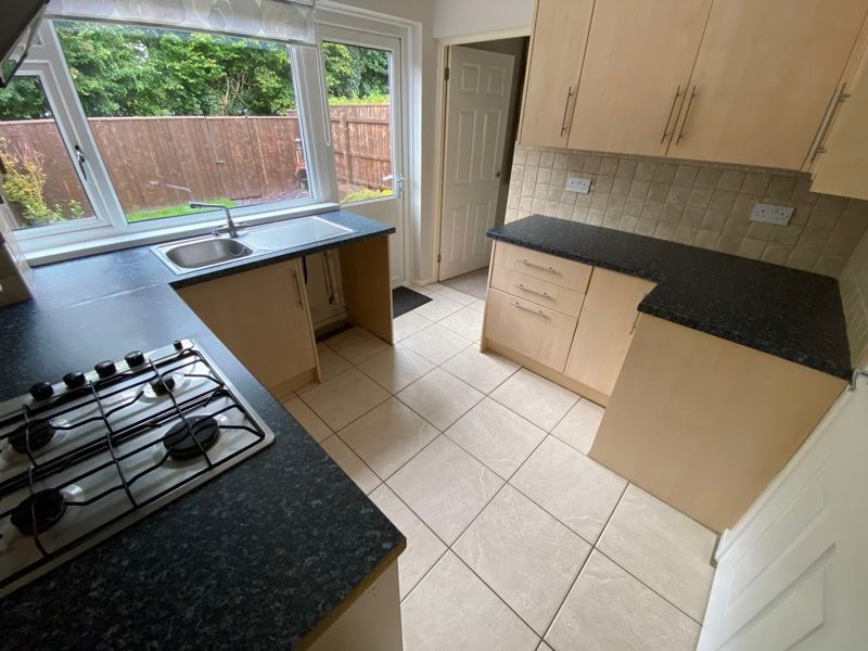Property photo 3 of 12 Photo 6