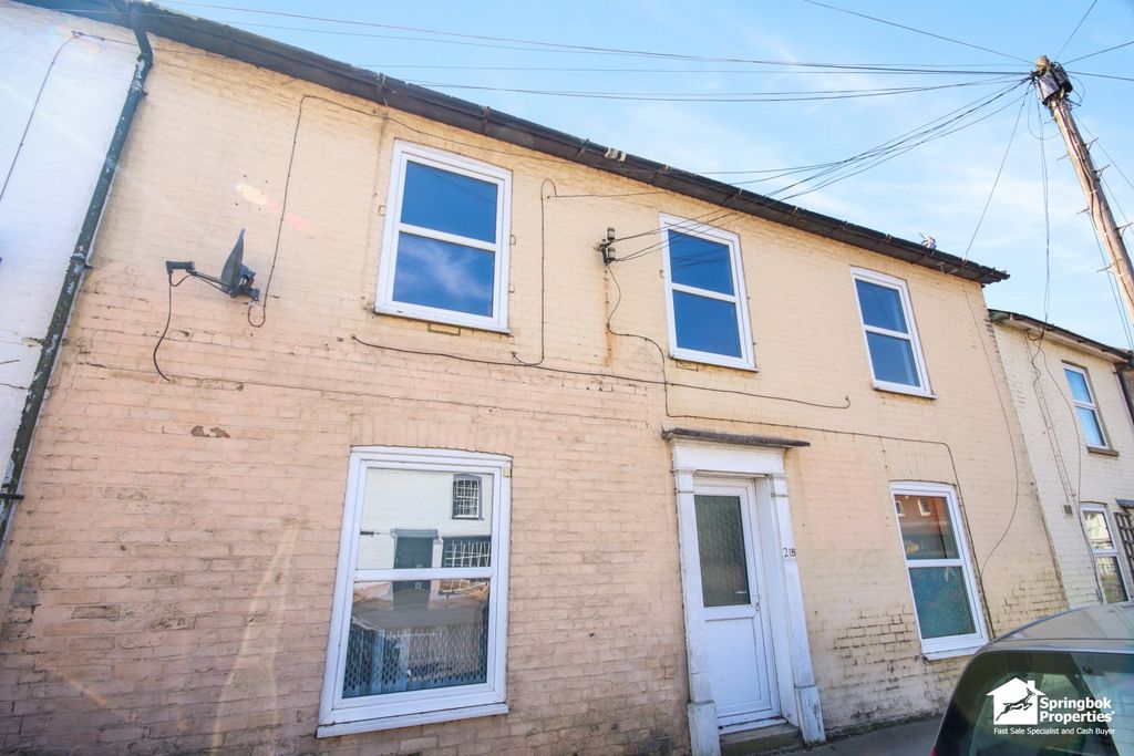 Property photo 1 of 9 Front View