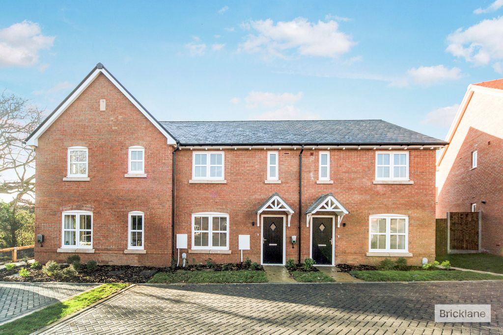 Property photo 1 of 14 Front