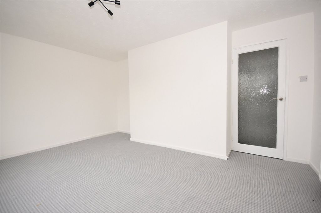 Property photo 3 of 13 Picture No. 04