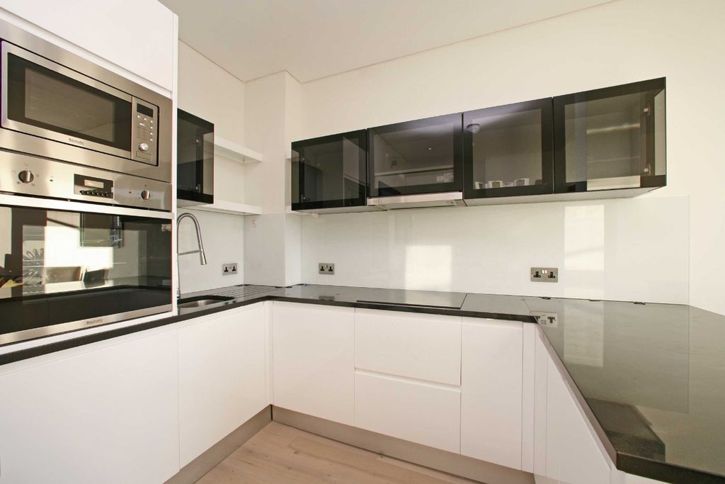 Property photo 3 of 10 Picture No.03
