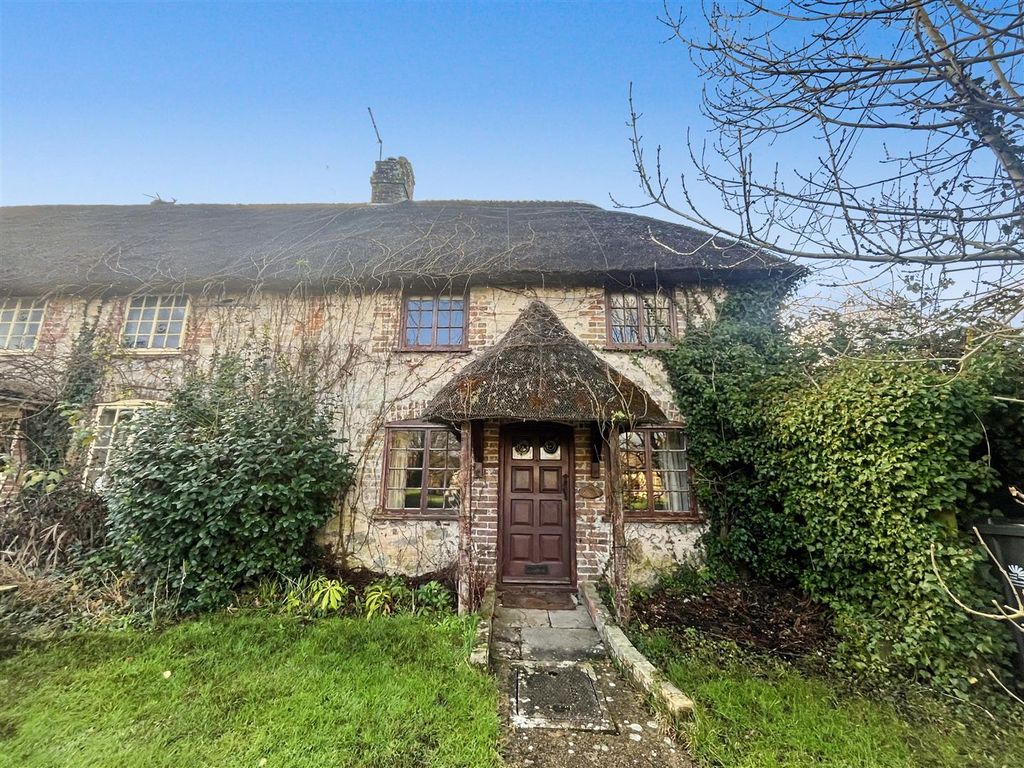 Property photo 1 of 12 Front