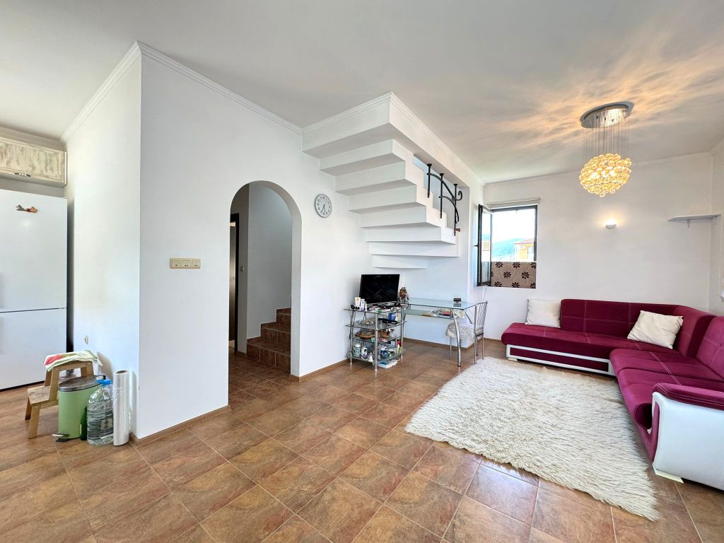 Property photo 3 of 29