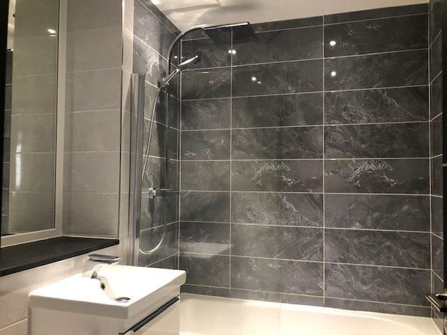 Property photo 1 of 4 Family Bathroom.Jpg