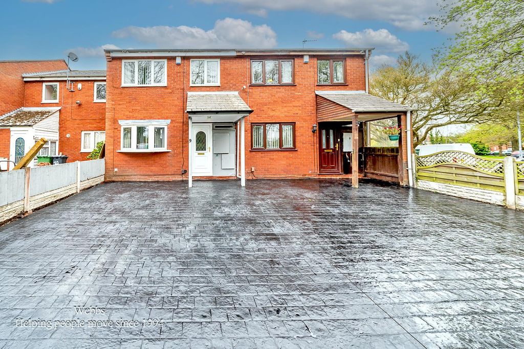 Property photo 1 of 30 Webbs-2.Jpg