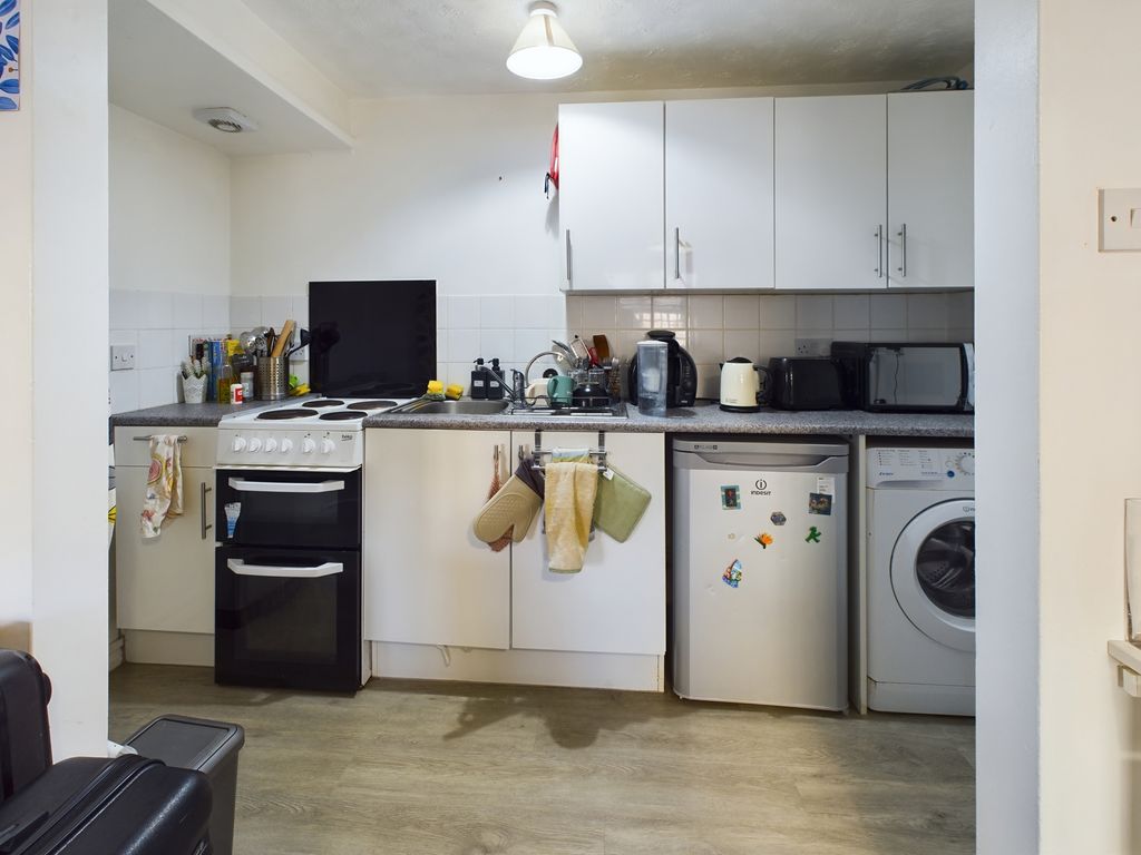 Property photo 3 of 6 Cam02519G0-Pr0155-Still003