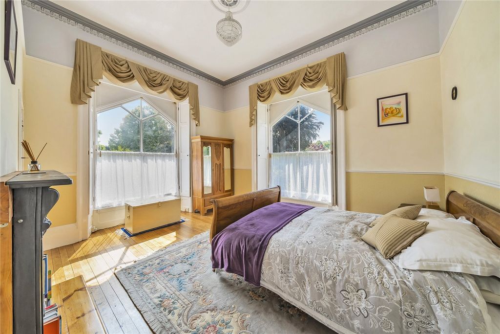 Property photo 3 of 15 Picture No. 27