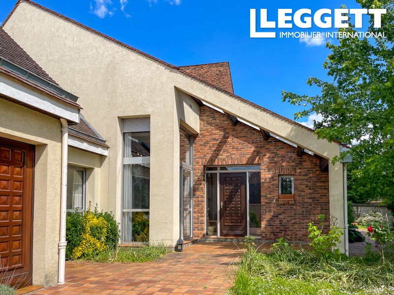 Property photo 1 of 10