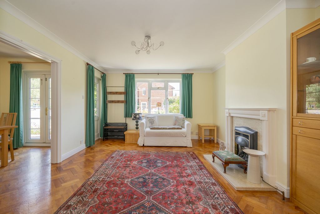 Property photo 2 of 16