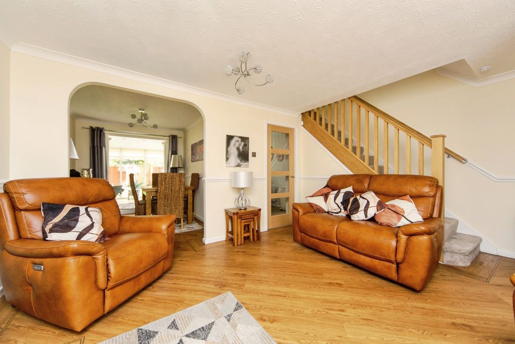 Property photo 2 of 29 Pbox-Img.Jpg