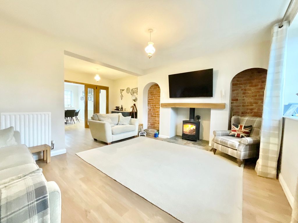 Property photo 3 of 29