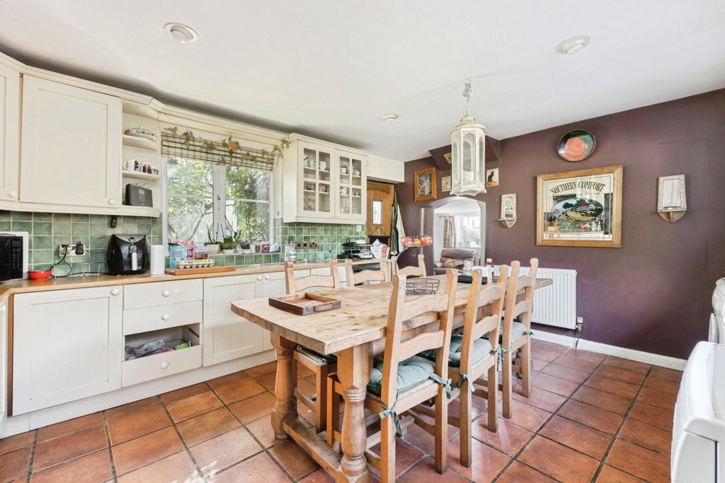 Property photo 3 of 18 Picture No. 04