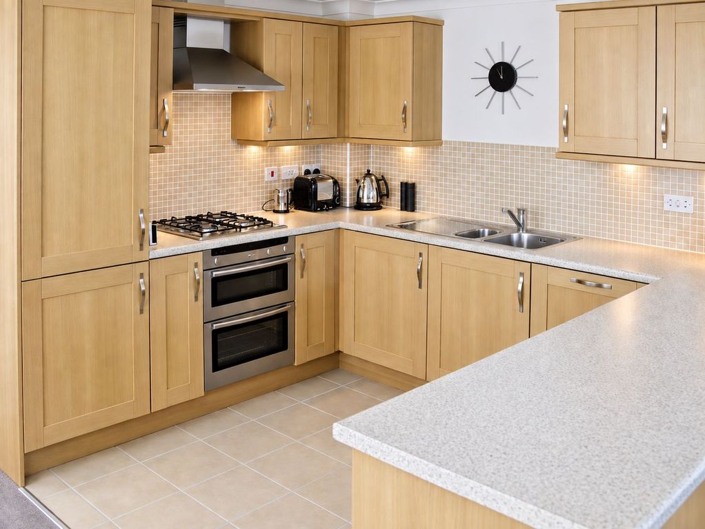 Property photo 2 of 11