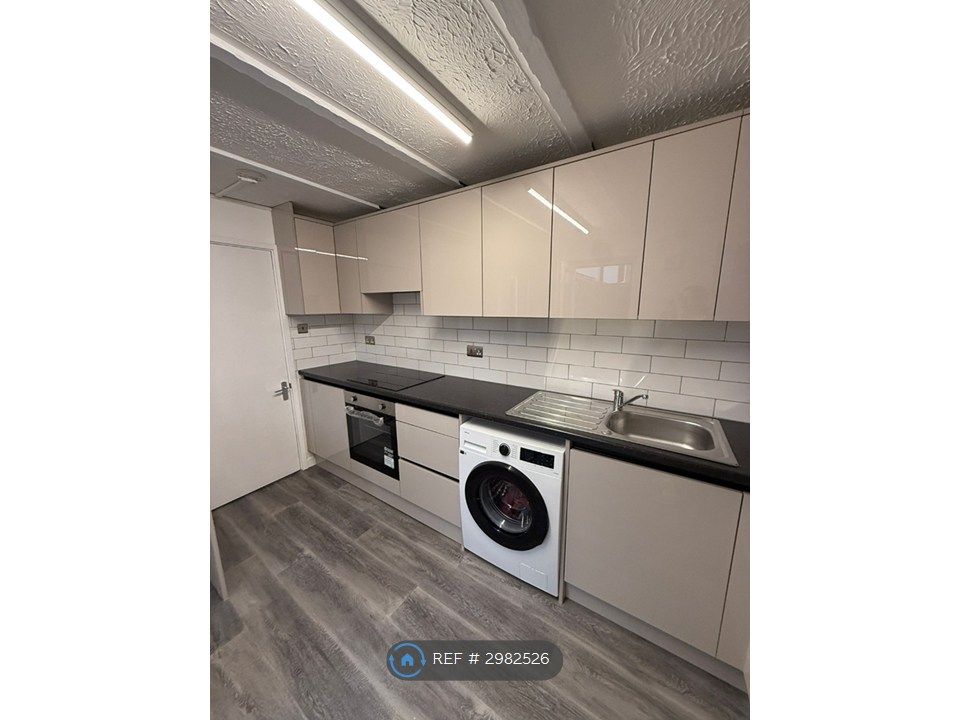 Property photo 1 of 14 Kitchen