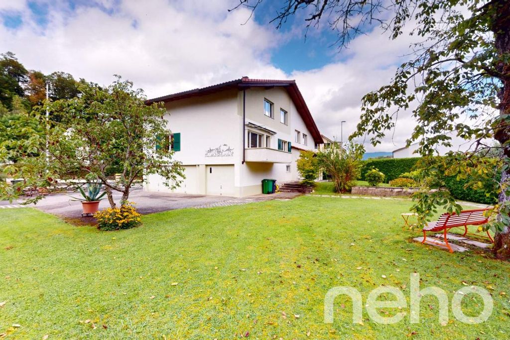 Property photo 1 of 13