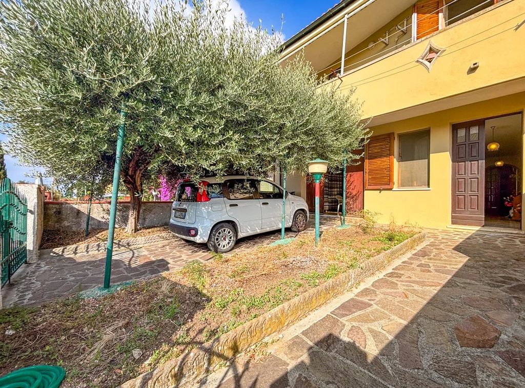 Property photo 3 of 39