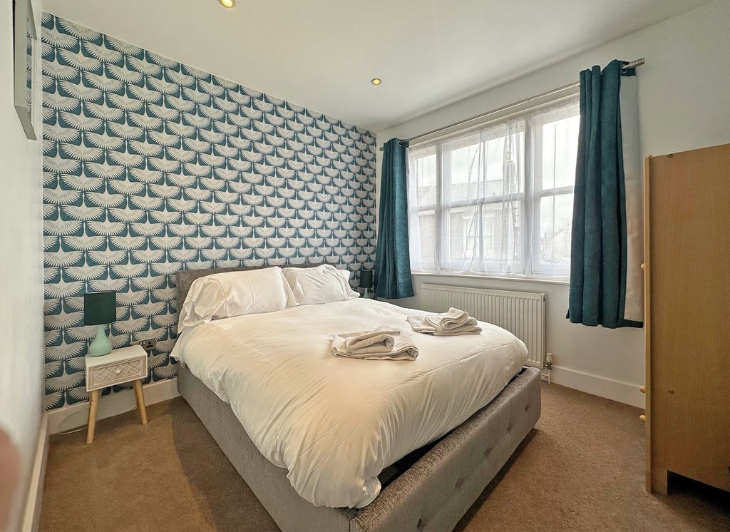 Property photo 3 of 7 Img_2489
