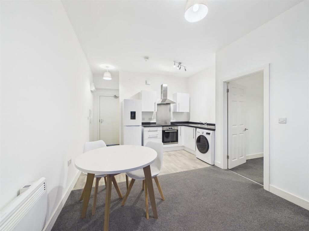 Property photo 2 of 6 F899F29Bb318E031d989B80849Eaaab6 (1)