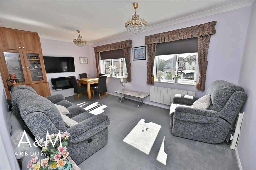 Property photo 3 of 20 4.Jpg