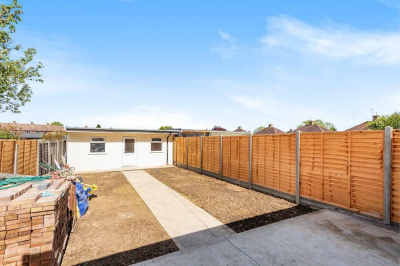 Property photo 2 of 9