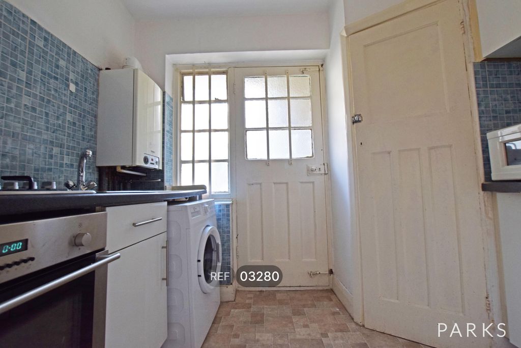Property photo 1 of 5 Kitchen