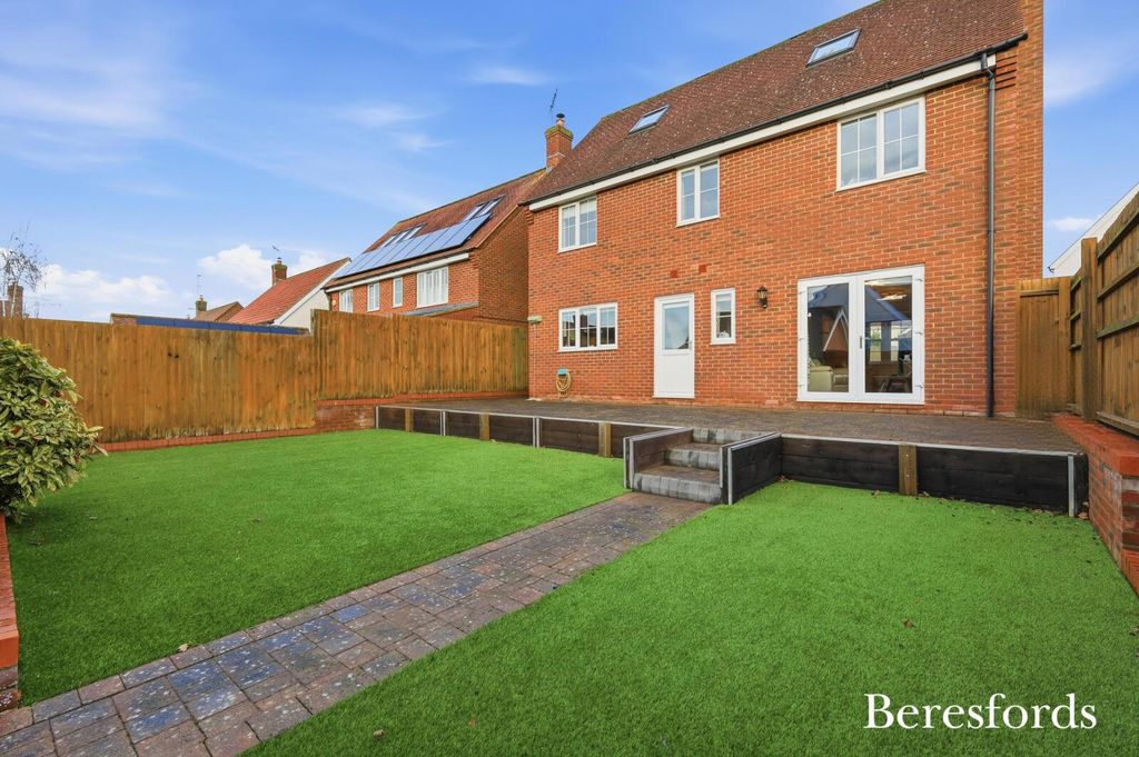 Property photo 3 of 23 Picture No. 04