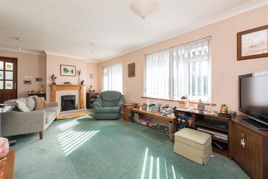 Property photo 2 of 24