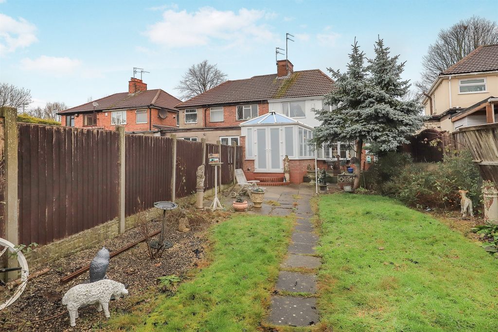 Property photo 2 of 20