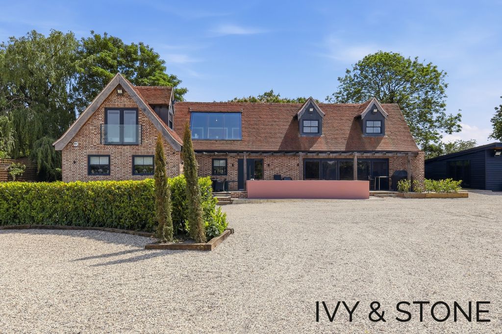 Additional image 33 of 3 bed detached house for saleChalk Lane, Harlow, Essex CM17