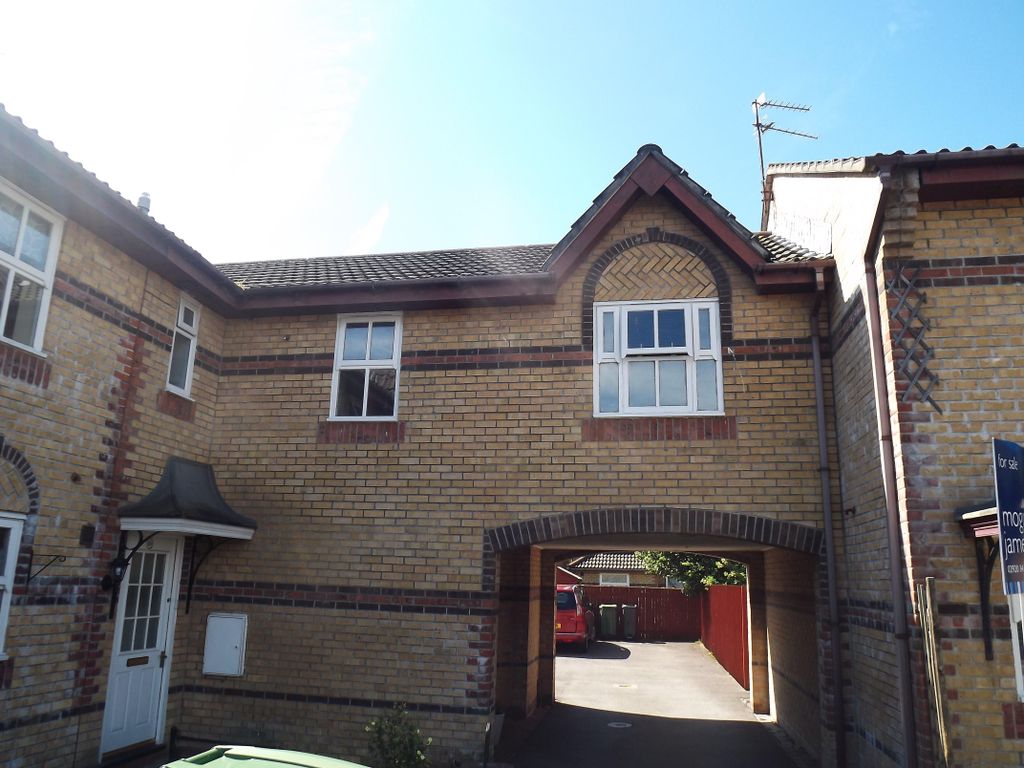 Property photo 1 of 6 Exterior