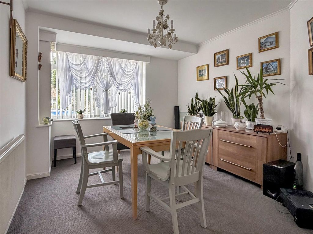 Property photo 3 of 11 Img_0419.Jpeg