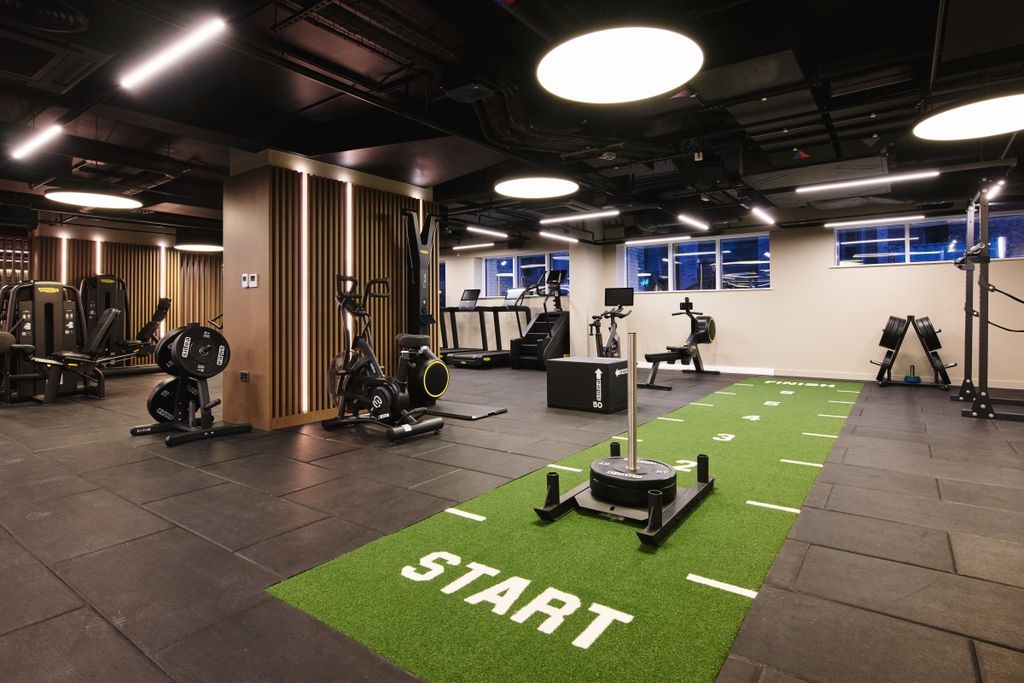 Property photo 3 of 16 2025.11.21_Apo_Th...