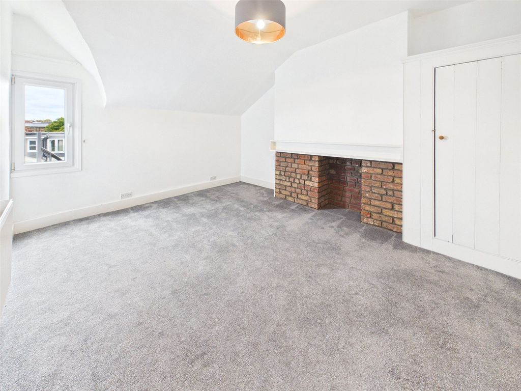 Property photo 3 of 9 Picture No. 04
