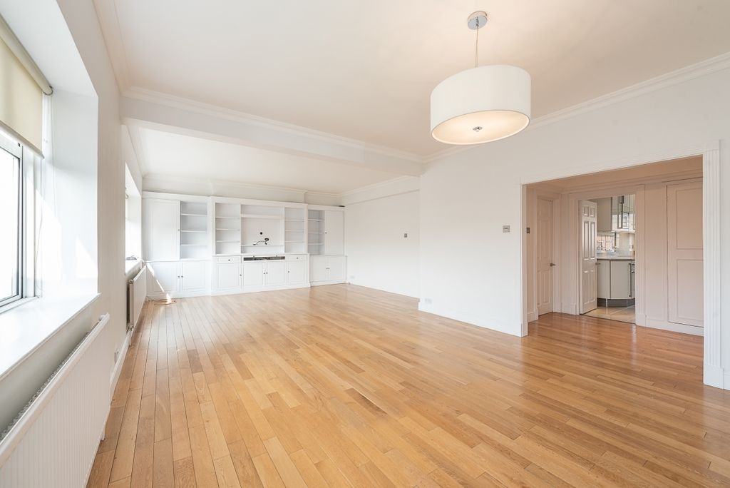 Property photo 2 of 14 2