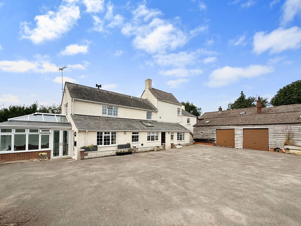 Property photo 1 of 26