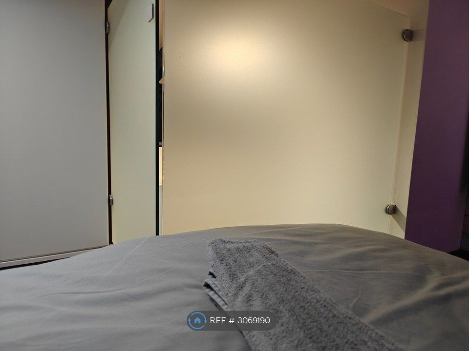 Property photo 3 of 35