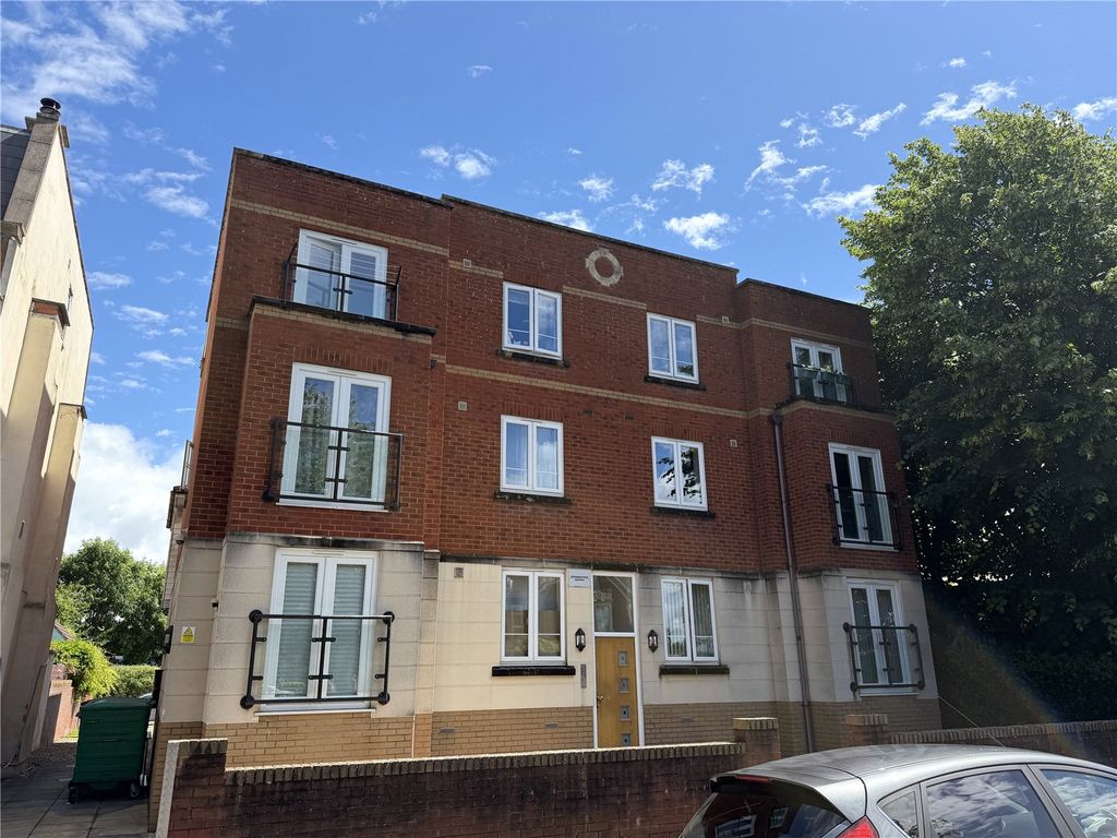 Apartment in Bristol, City of Bristol - View 4