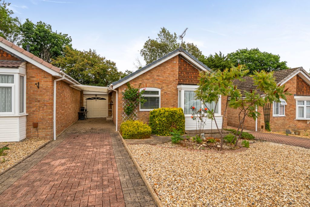 Property photo 1 of 12 151304613