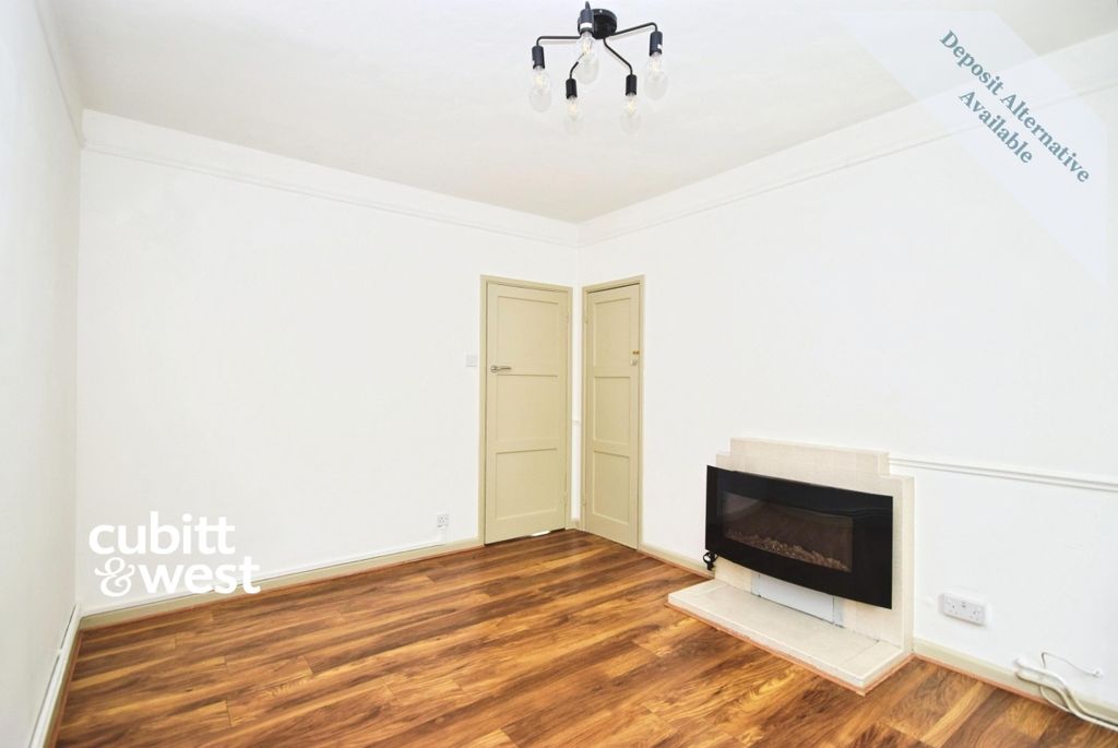 Property photo 1 of 16 Lounge
