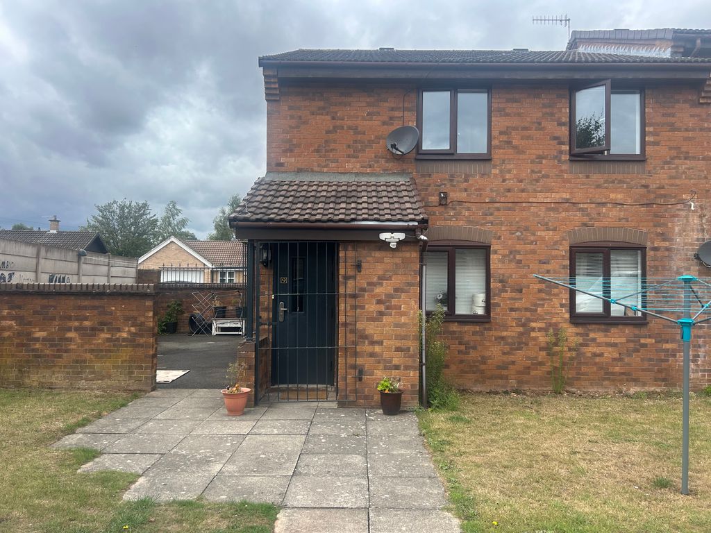 Property photo 1 of 10 Front